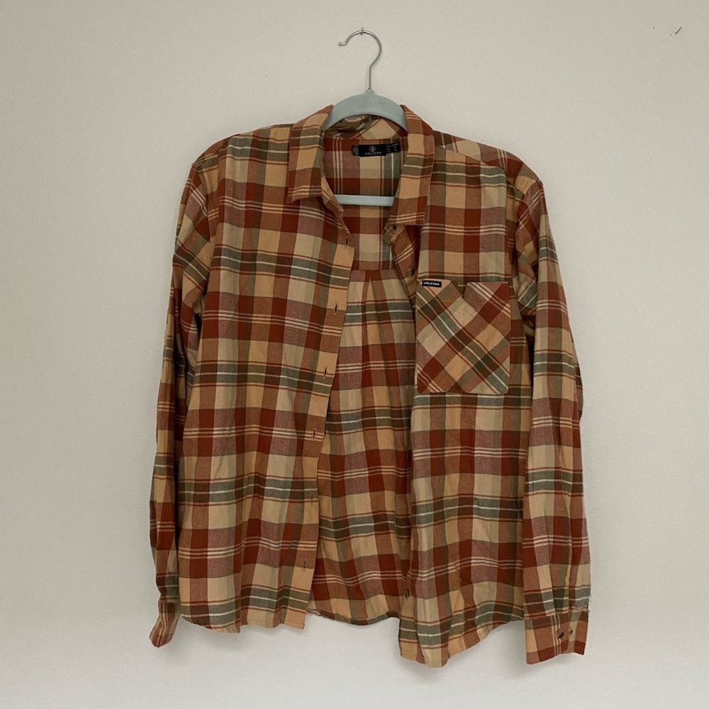 NWT volcom flannel